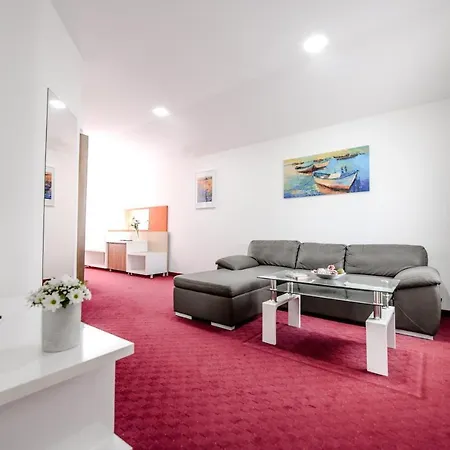 Hotel River Stari Banovci